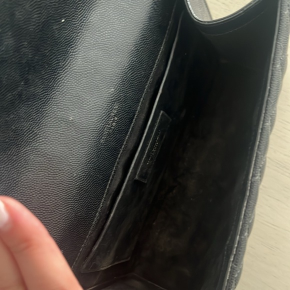 YSL ENVELOPE MEDIUM IN QUILTED GRAIN DE POUDRE EMBOSSED LEATHER
NOIR - Picture 13 of 15